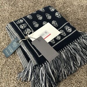 NWT Alexander McQueen reversible skull fringed scarf navy and grey 45 cm by 180